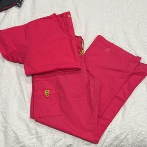 Wonder wink size medium scrub set